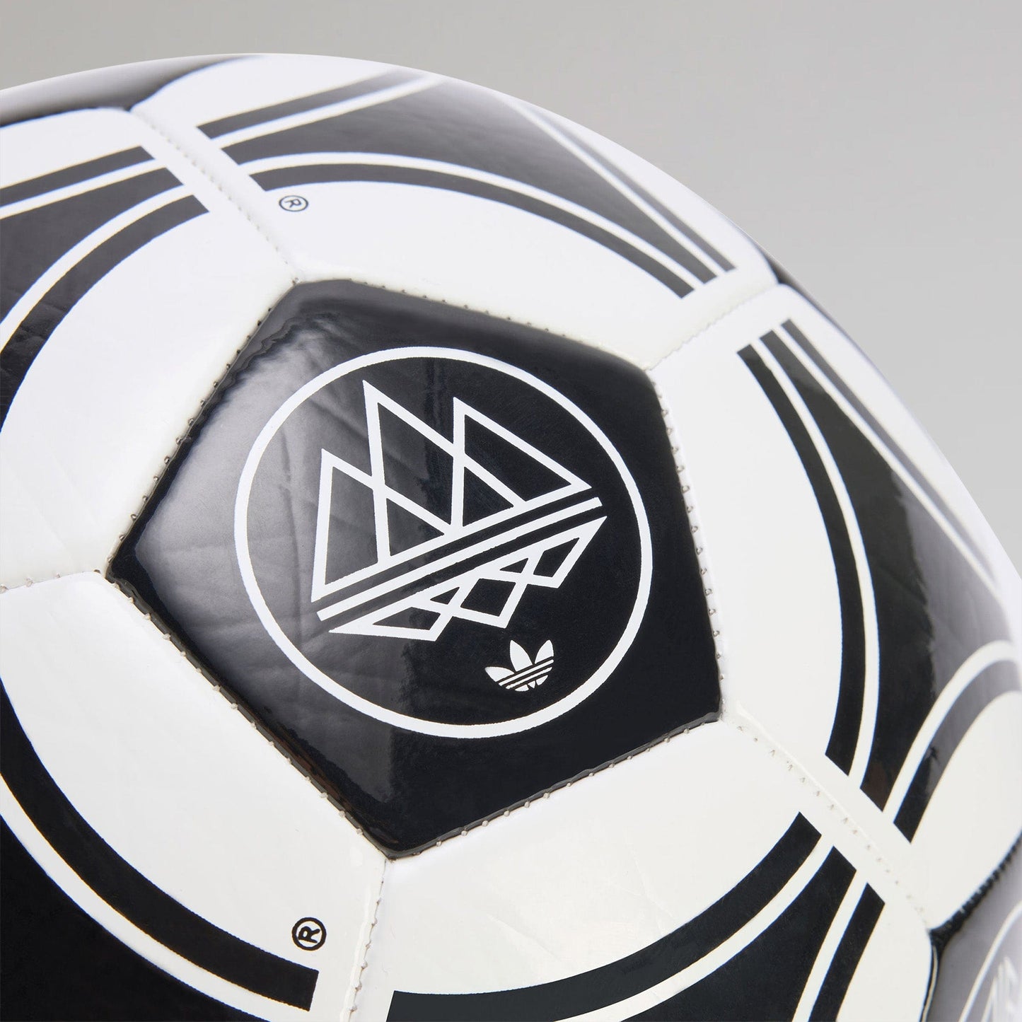 adidas Celtic 2025/26 SPZL Football