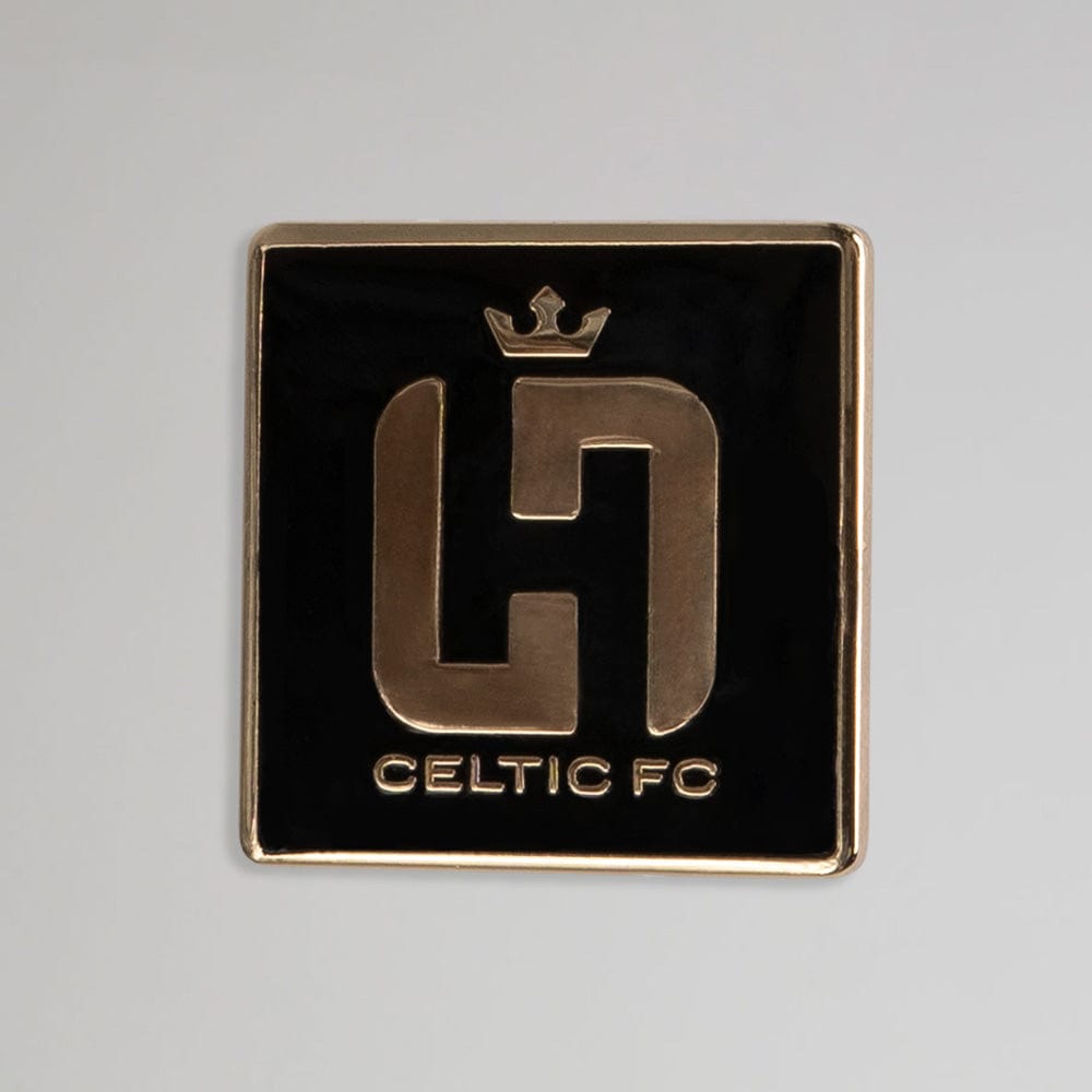 Celtic Henrik Larsson Black Pin Badge