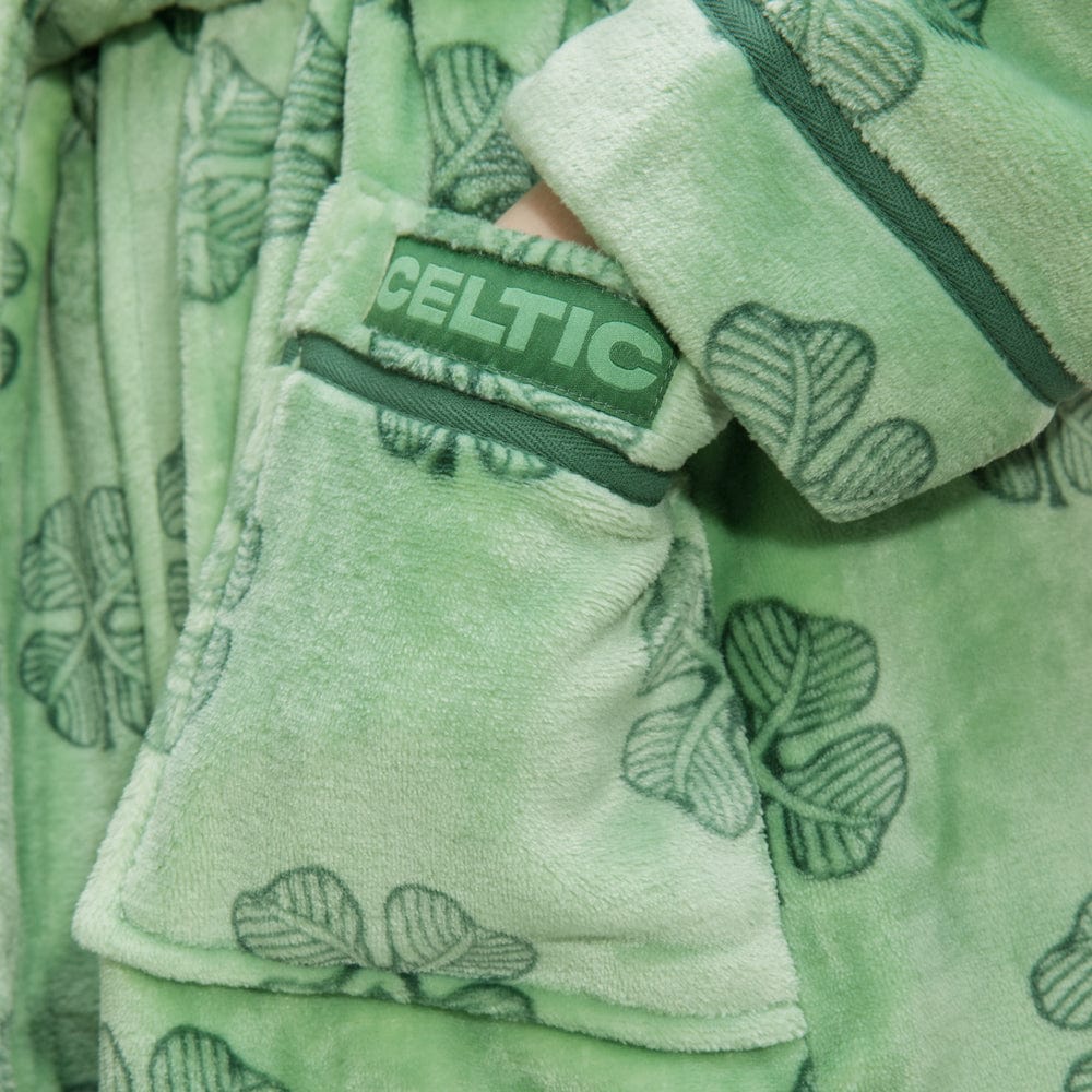 Celtic Women's Clover Print Robe