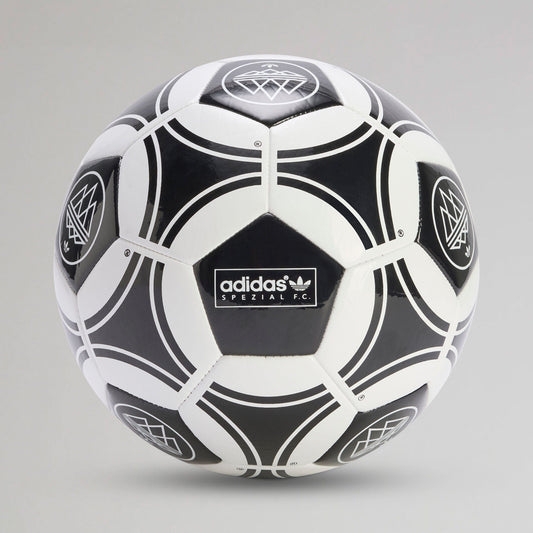 adidas Celtic 2025/26 SPZL Football