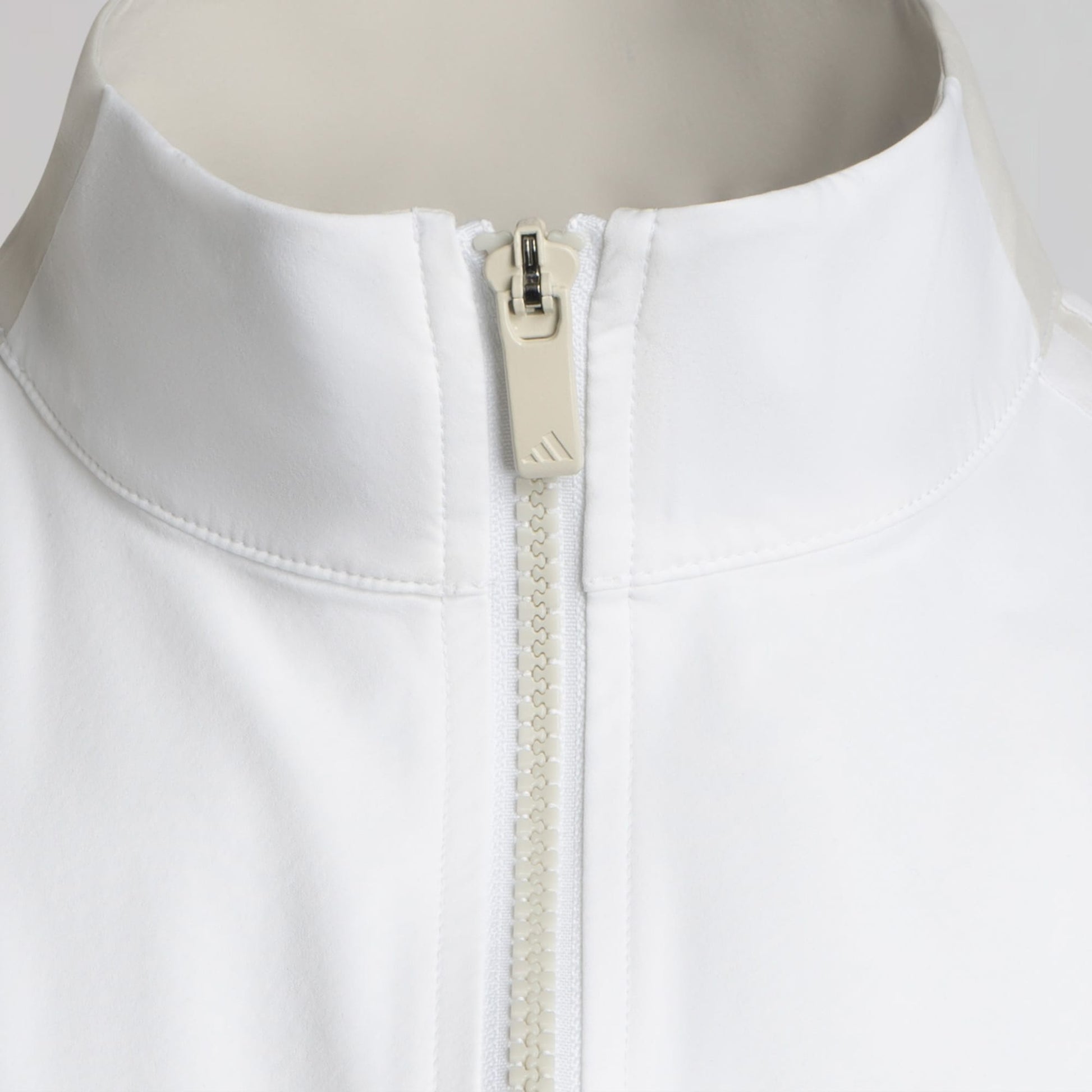 adidas Celtic Golf Beyond Twistweave Full Zip White & Beige Windbreaker