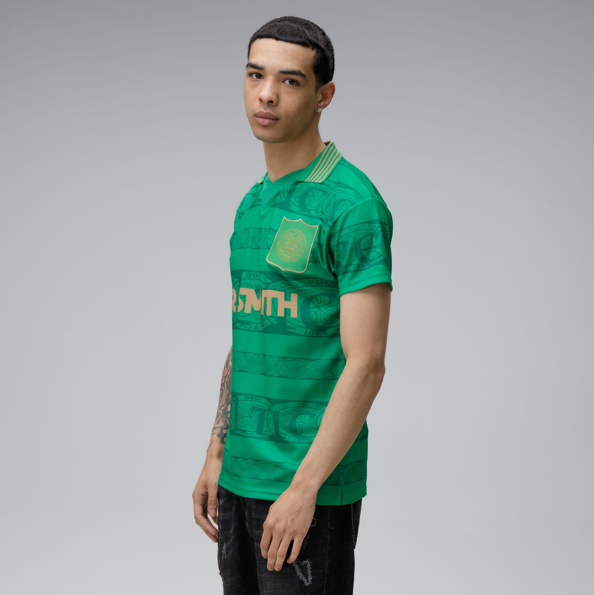RETRO – Official Celtic Store