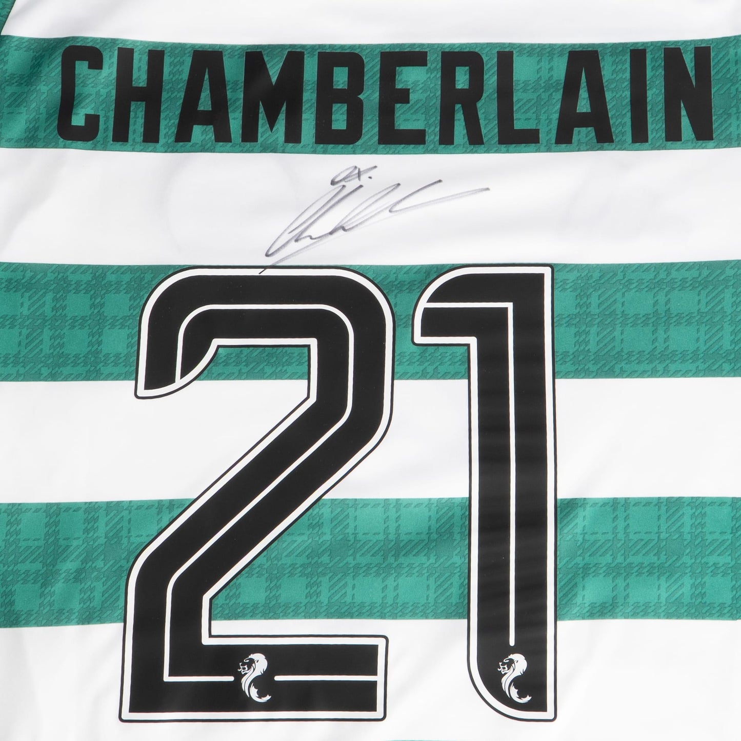 Celtic 2025/26 Alex Oxlade-Chamberlain Signed Home Jersey