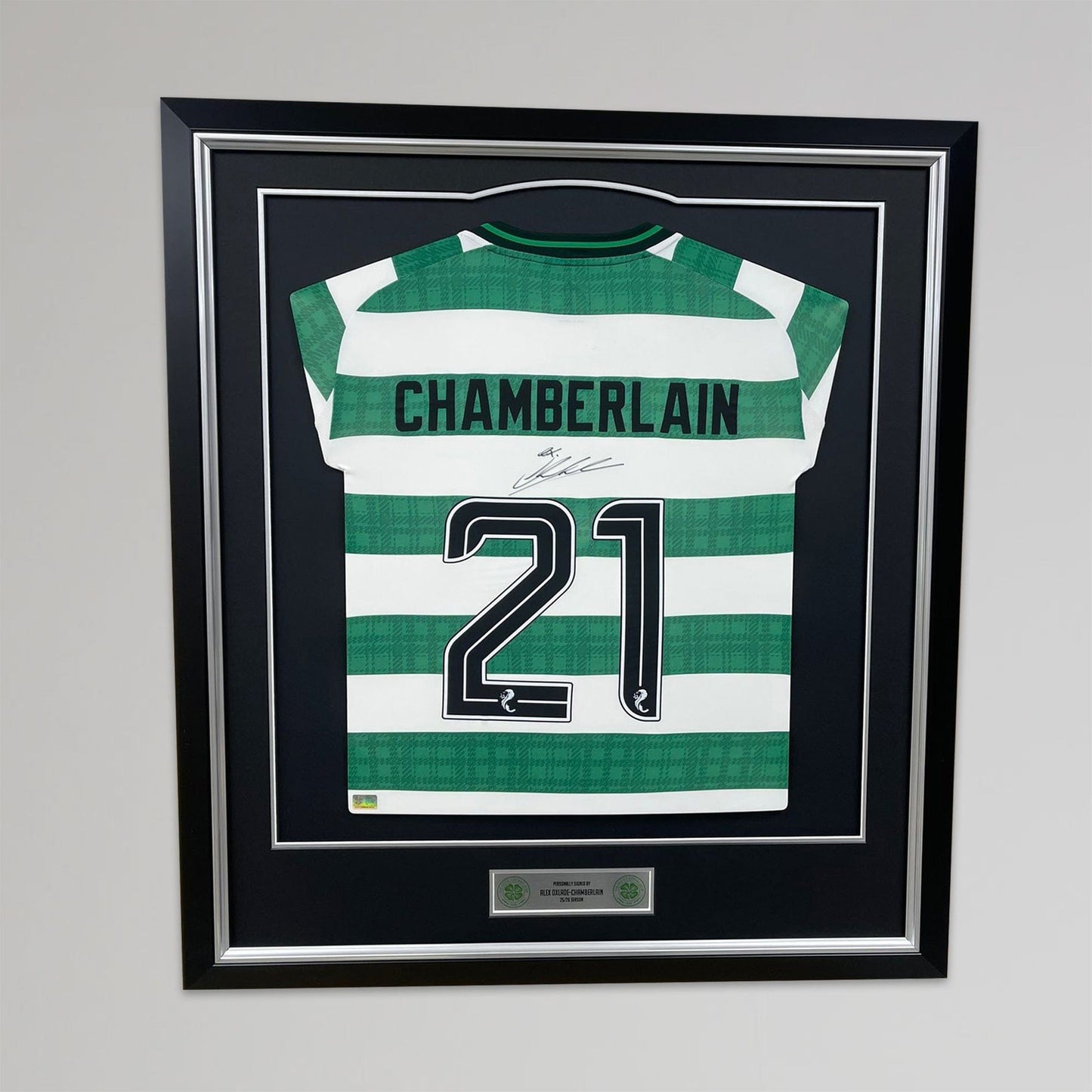 Celtic 25/26 Alex Oxlade-Chamberlain Framed Shirt