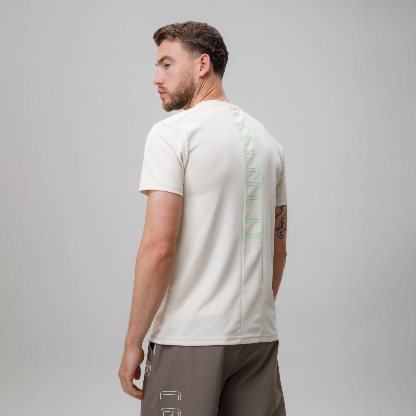 Celtic Crest Men's Back Print Cream T-Shirt