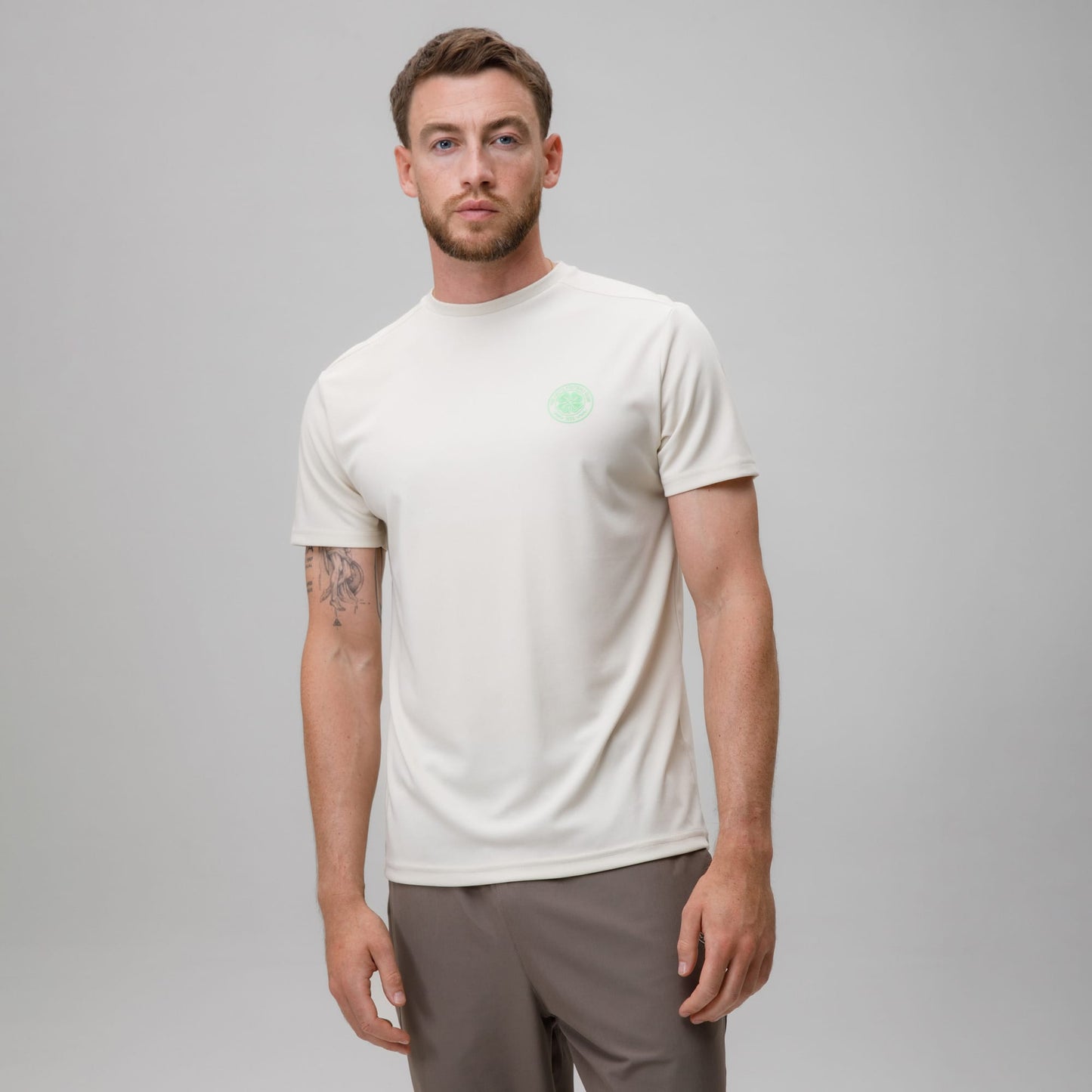 Celtic Crest Men's Back Print Cream T-Shirt