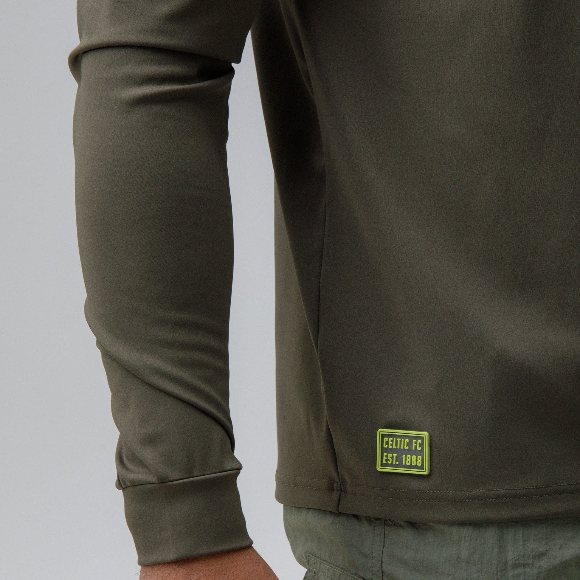 Celtic Crest Men's Khaki Quarter Zip