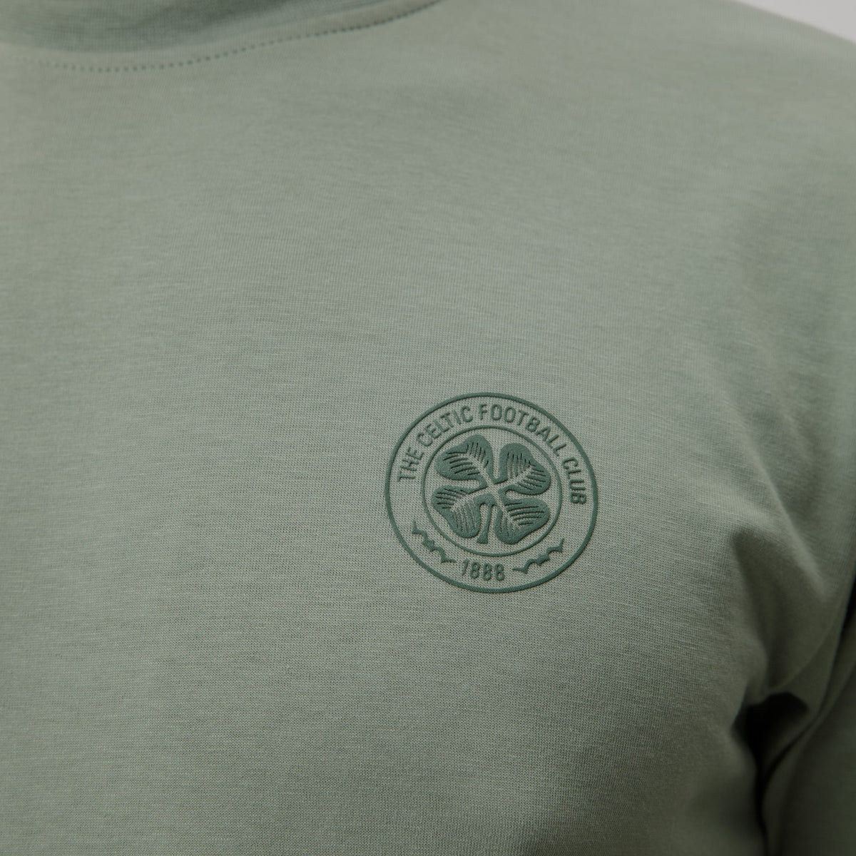 Celtic Crest Men's Sage T-Shirt