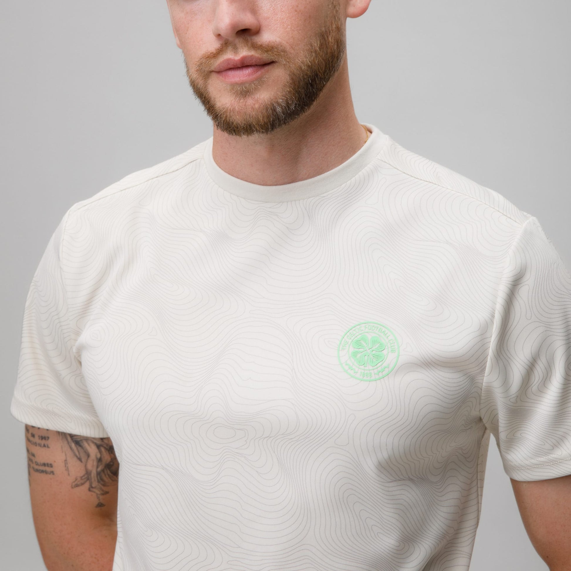 Celtic Crest Men's Topographic Print T-Shirt
