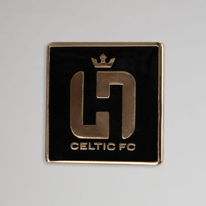 Celtic Henrik Larsson Black Pin Badge