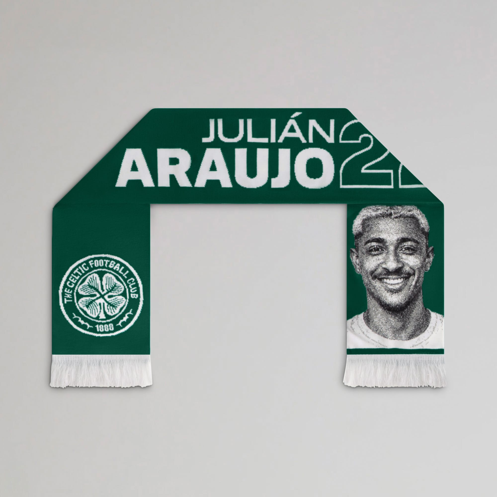 SCARVES & GLOVES – Official Celtic Store