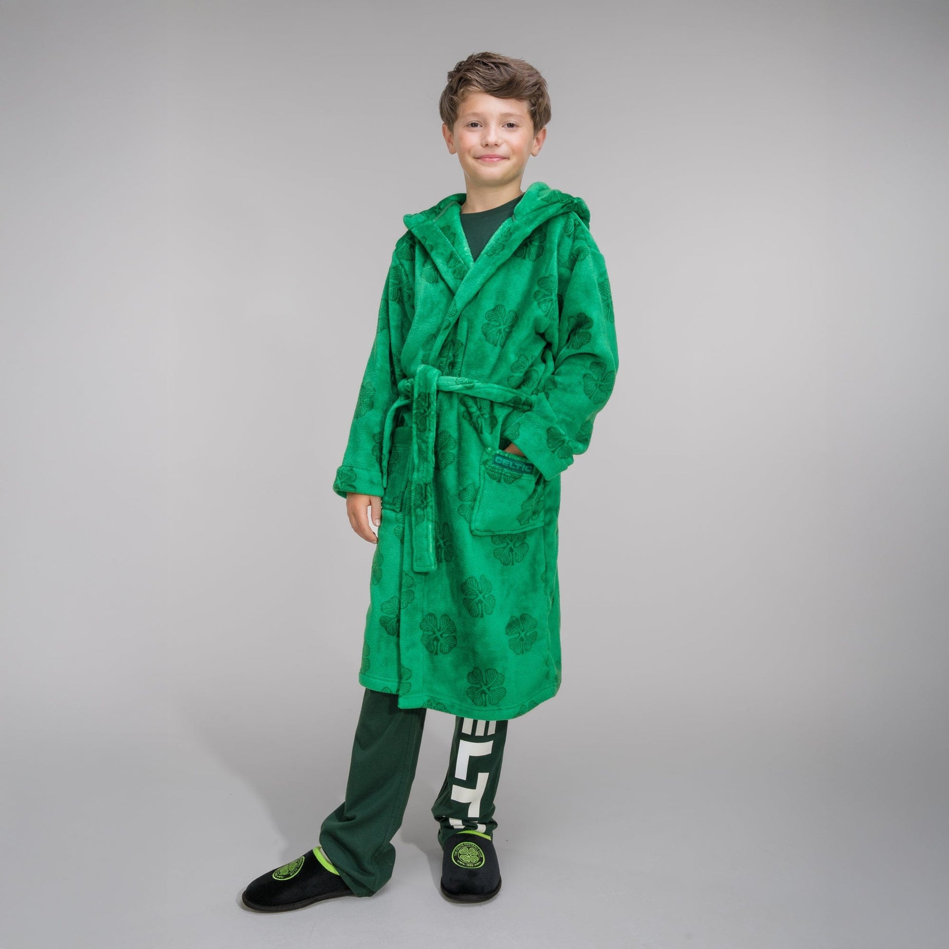 celtic football club dressing gown Amazon.com: Celtic FC Official Gift Mens Hooded Fleece Dressing Gown Robe Black Small : Sports & Outdoors
