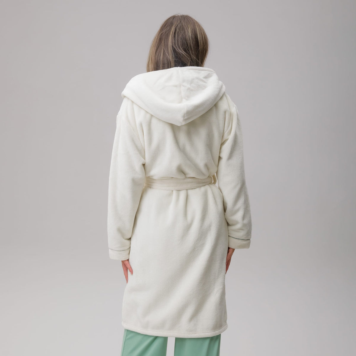 Celtic Women's Cream Robe