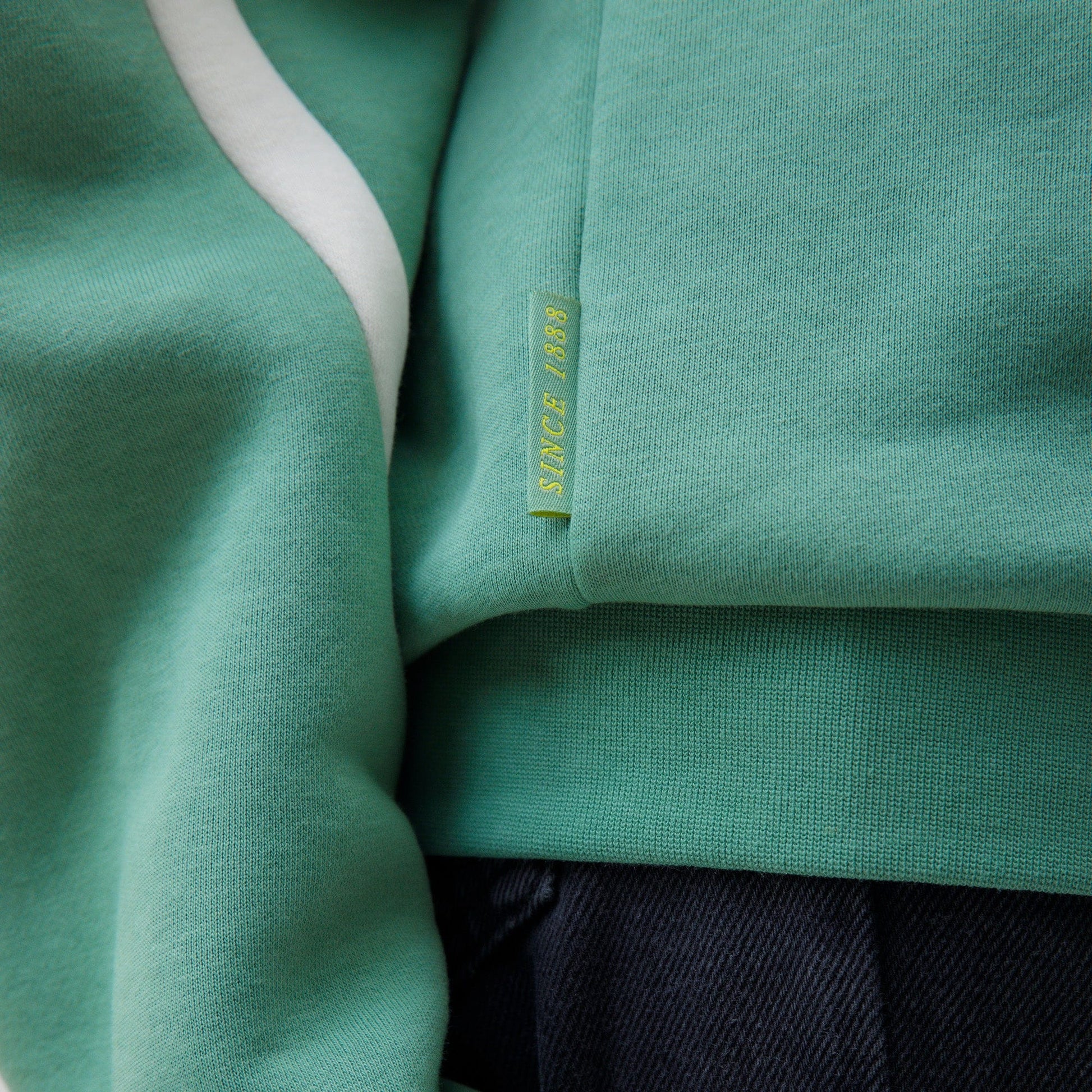 Celtic Women's Paradise Print Green Hoodie