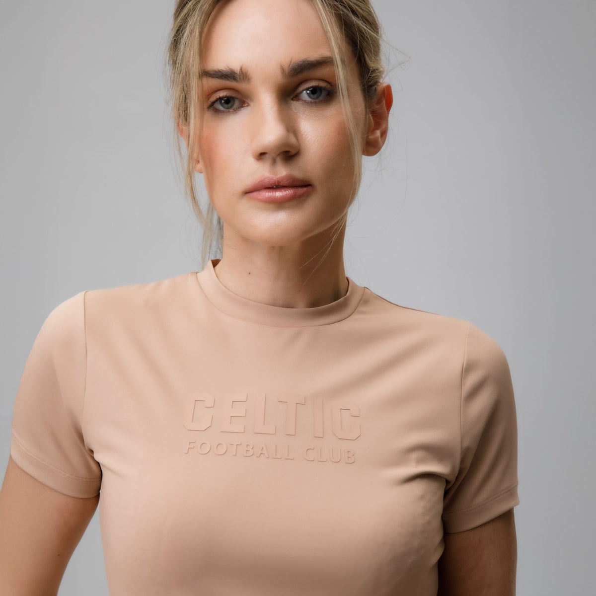 Celtic Women's Peach T-Shirt